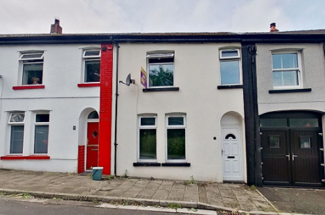 Updating in Pontypridd photo